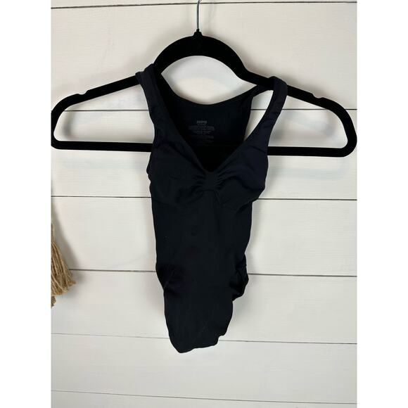 NWOT Skims Seamless Sculpt Scoop Neck Thong Bodysuit Onyx- XS - Picture 1 of 5